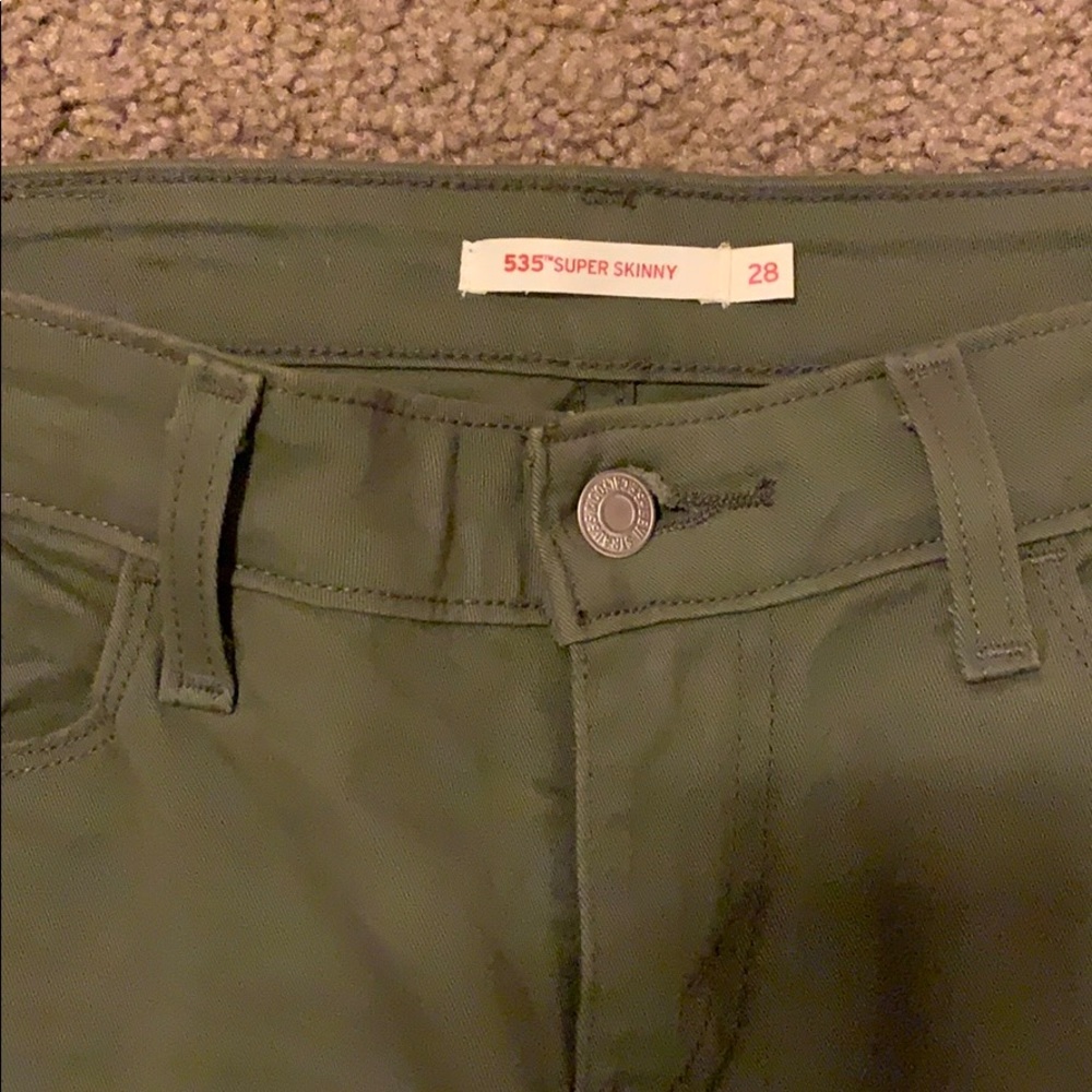 Military green Levi’s